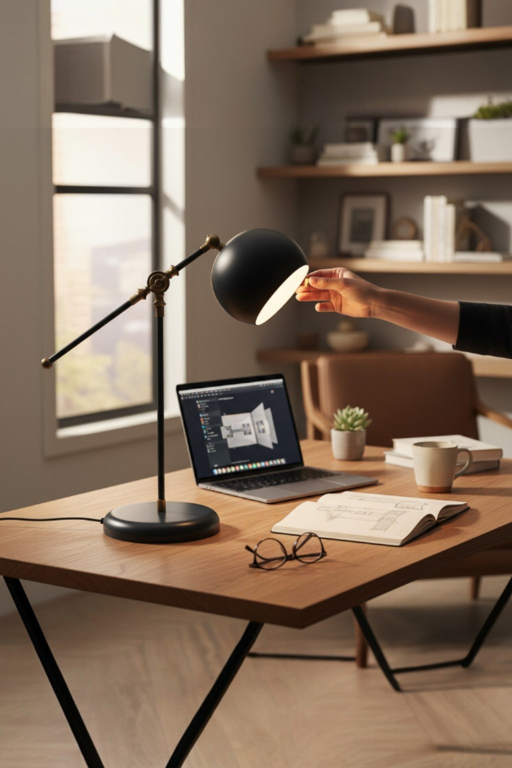 Kirke Masa Lambası Siyah