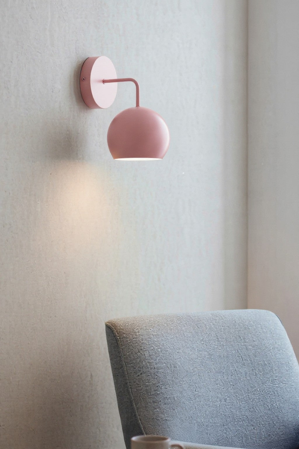 Bali Aplik Pembe Metal Başlık